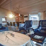 펜션 Awesome In Rudkobing With Sauna
